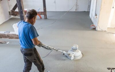 Dom tworzony z myślą o komforcie – dlaczego kobiety coraz częściej zwracają uwagę na wylewki i tynki maszynowe w Nowym Targu